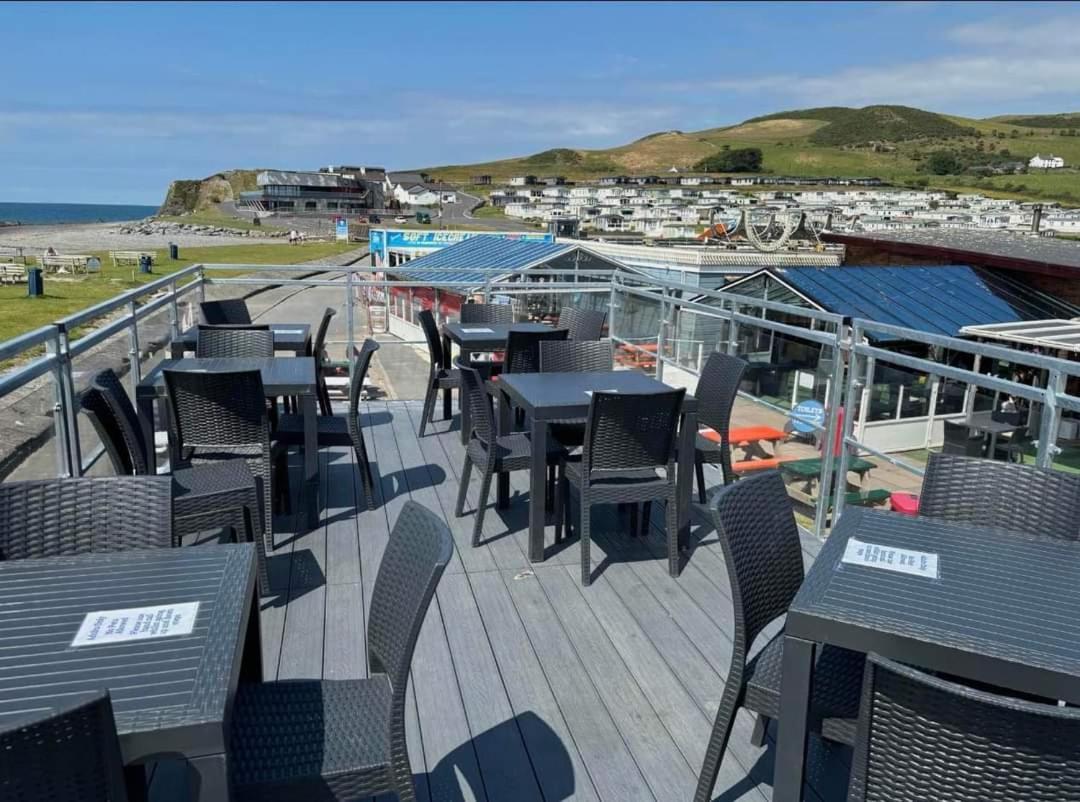 Hill View Caravans 애버리스트위스 외부 사진